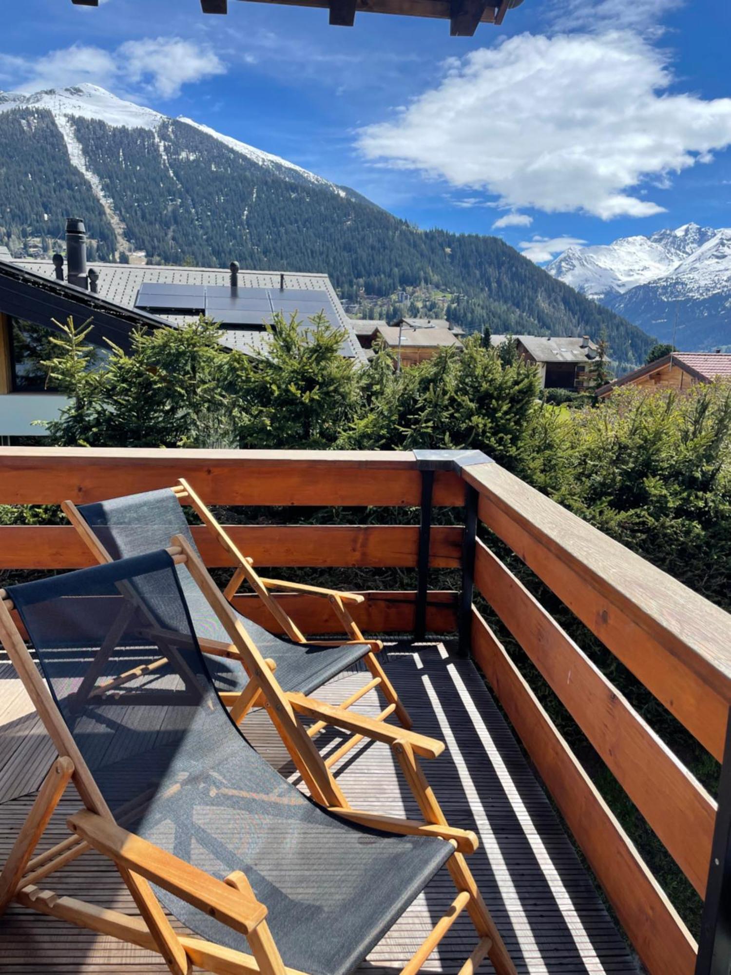 Luxury - Newly Renovated - 4 Guests Apartment